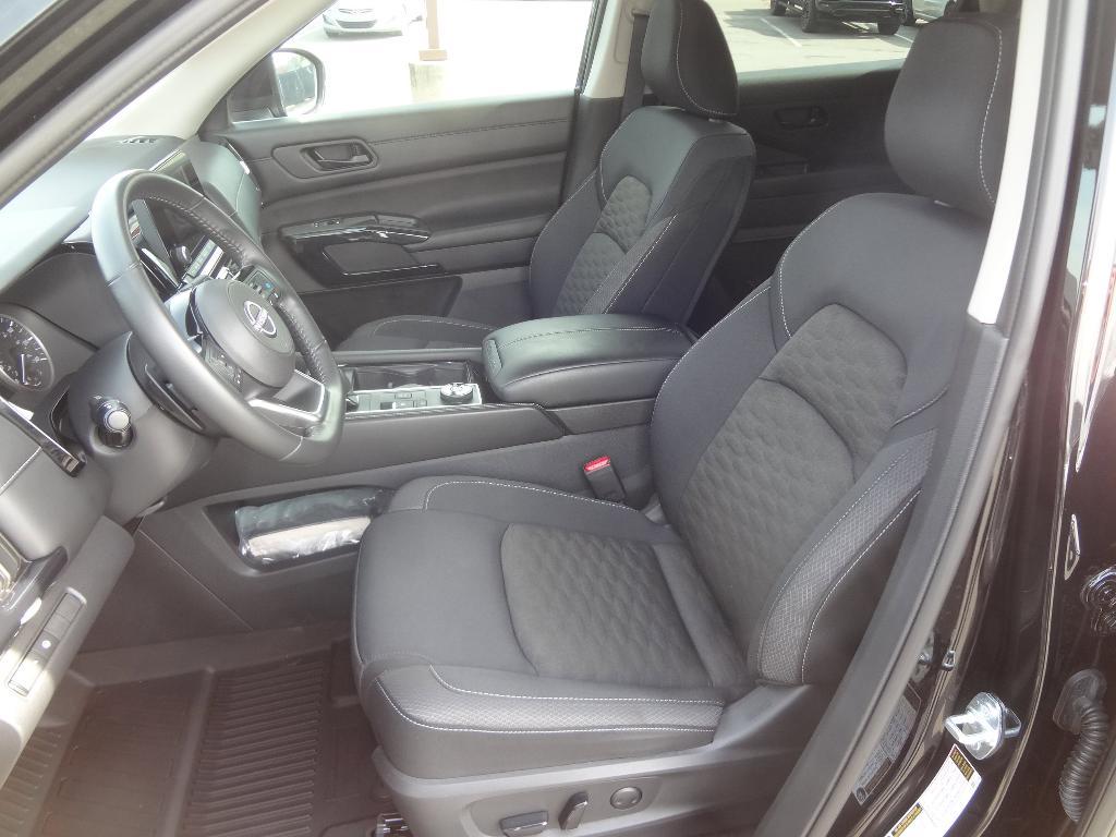 used 2023 Nissan Pathfinder car, priced at $31,975