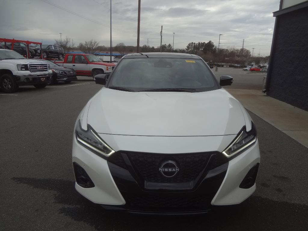 used 2023 Nissan Maxima car, priced at $32,988