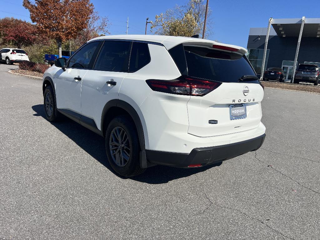 used 2025 Nissan Rogue car, priced at $24,988