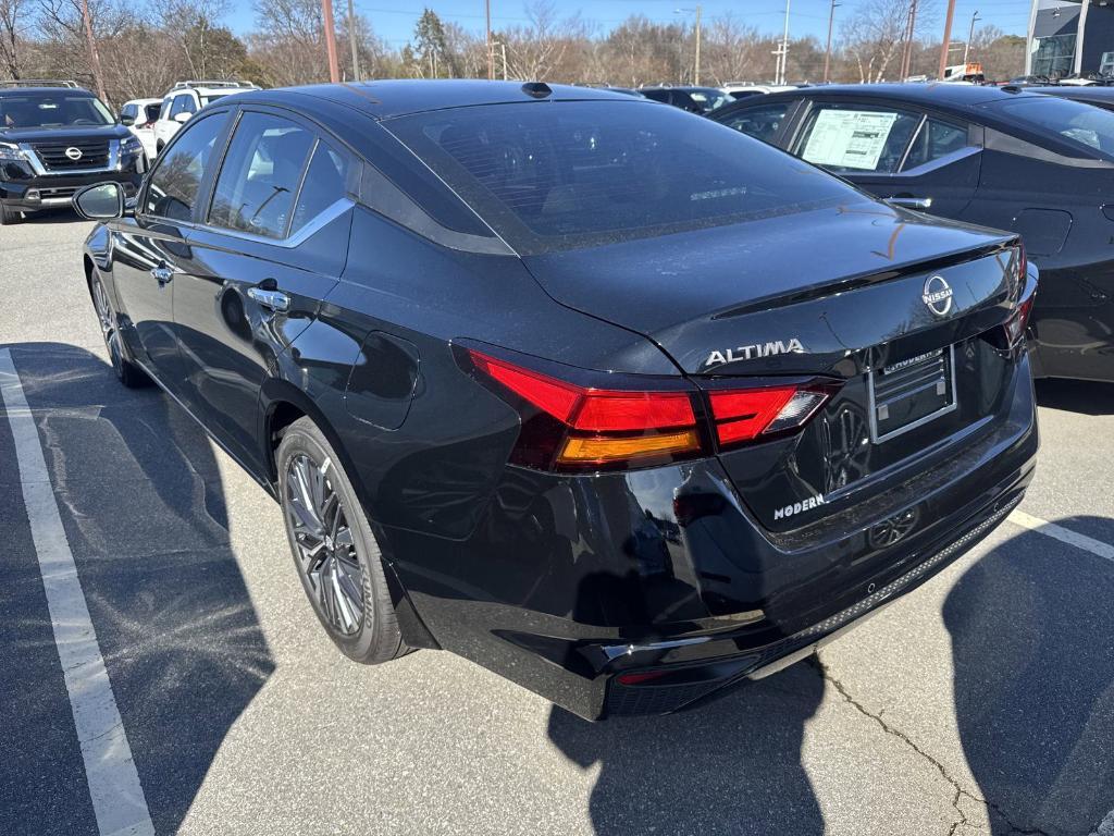 new 2025 Nissan Altima car, priced at $26,125