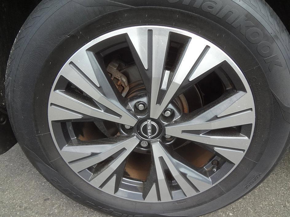 used 2022 Nissan Rogue car, priced at $25,975