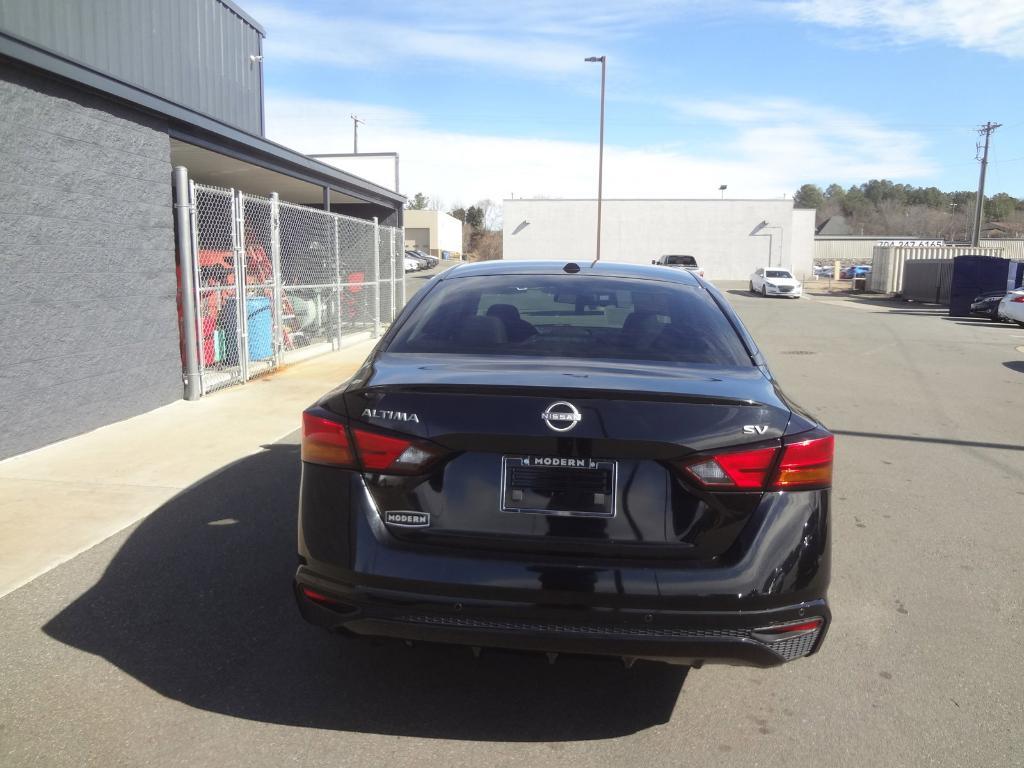 used 2023 Nissan Altima car, priced at $19,477