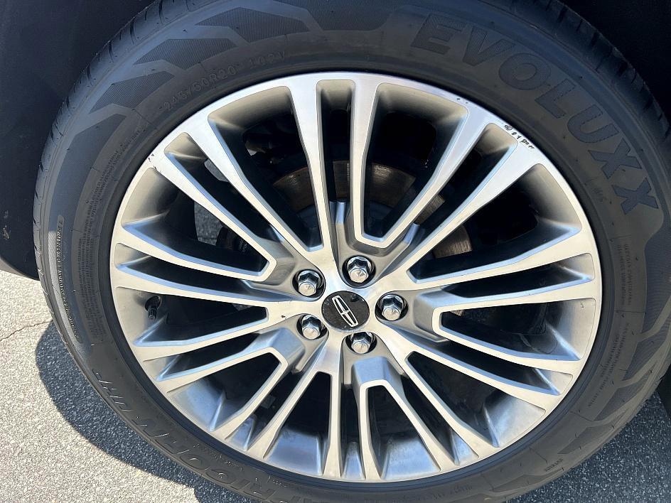 used 2016 Lincoln MKX car, priced at $17,475