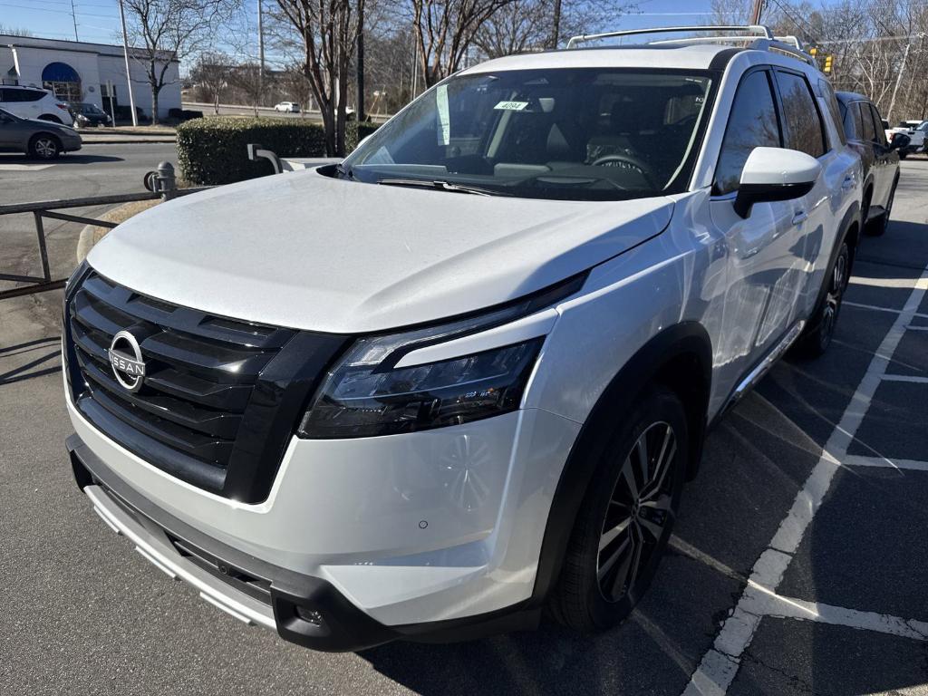 new 2025 Nissan Pathfinder car, priced at $50,640