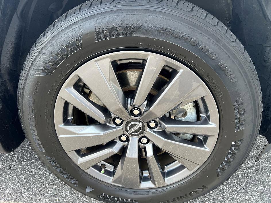used 2022 Nissan Pathfinder car, priced at $26,988