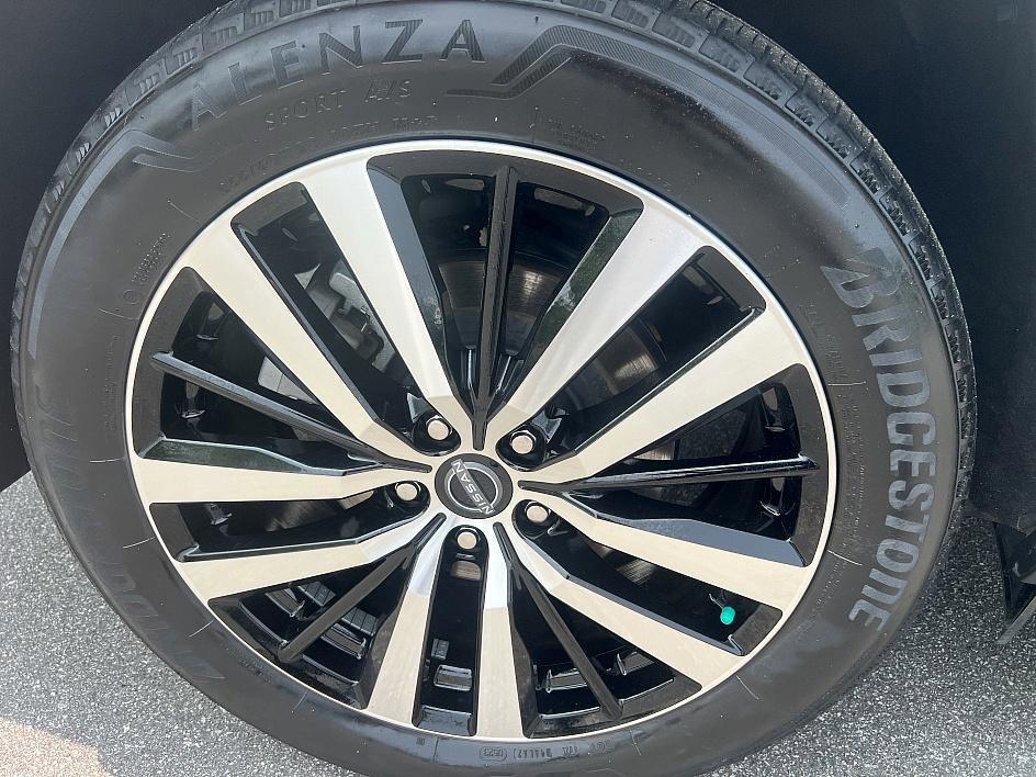 used 2023 Nissan Pathfinder car, priced at $40,488