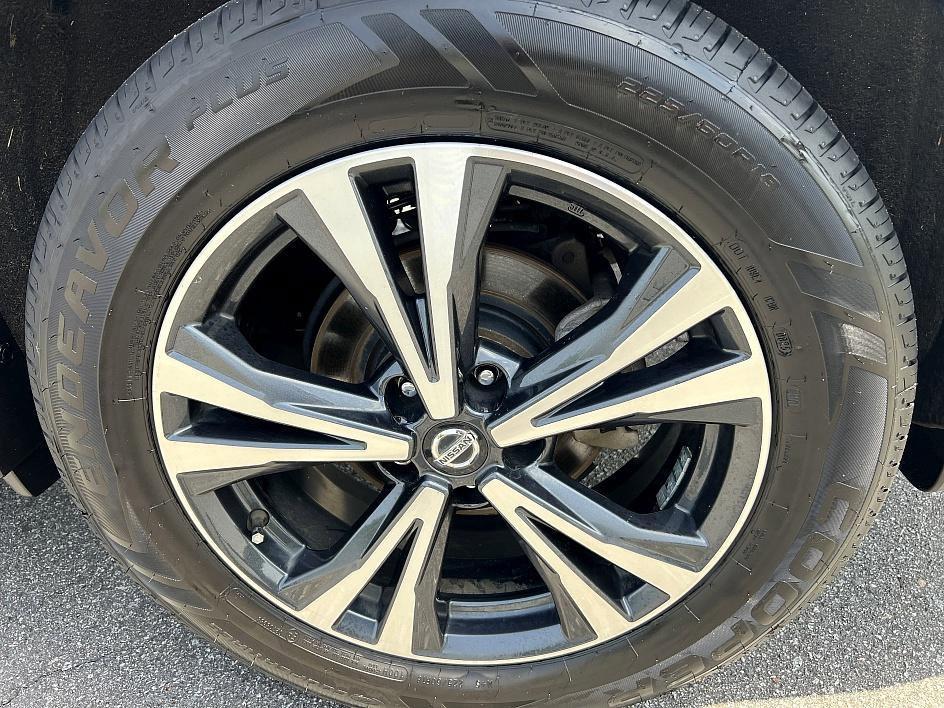 used 2020 Nissan Rogue car, priced at $15,488