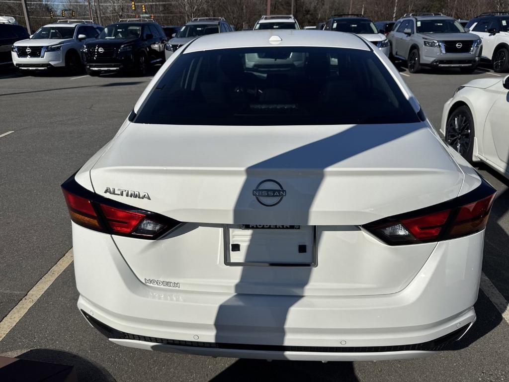 new 2025 Nissan Altima car, priced at $27,140