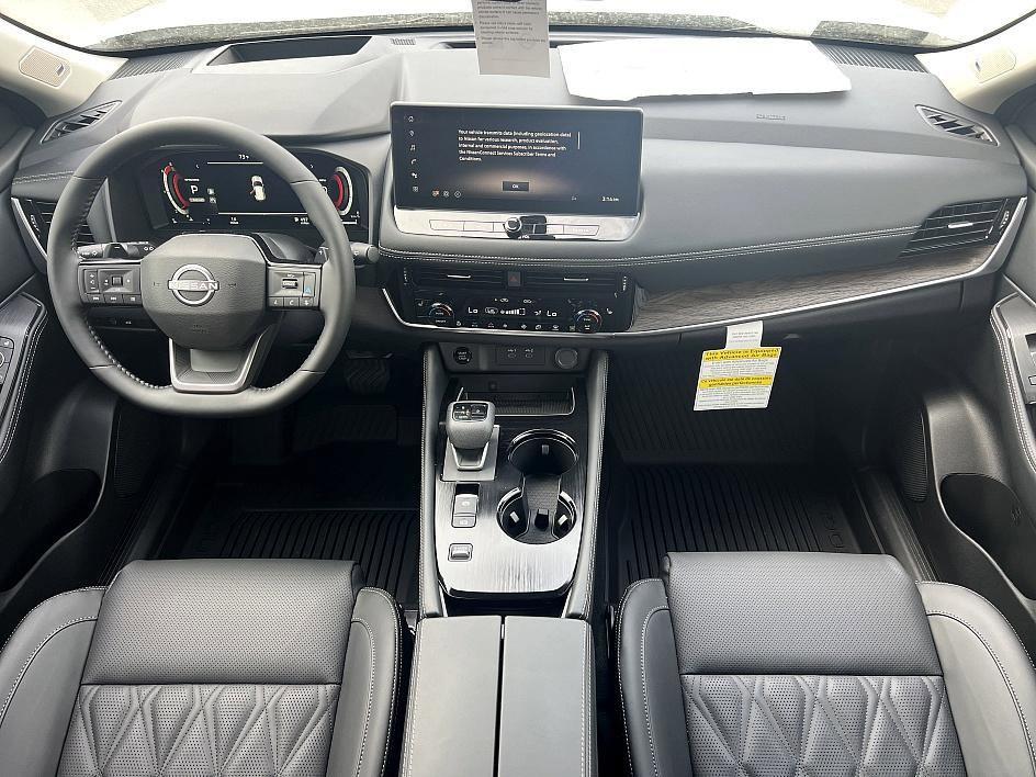 new 2025 Nissan Rogue car, priced at $40,905