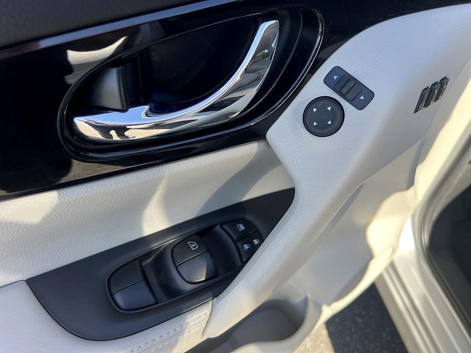 used 2022 Nissan Rogue Sport car, priced at $21,988