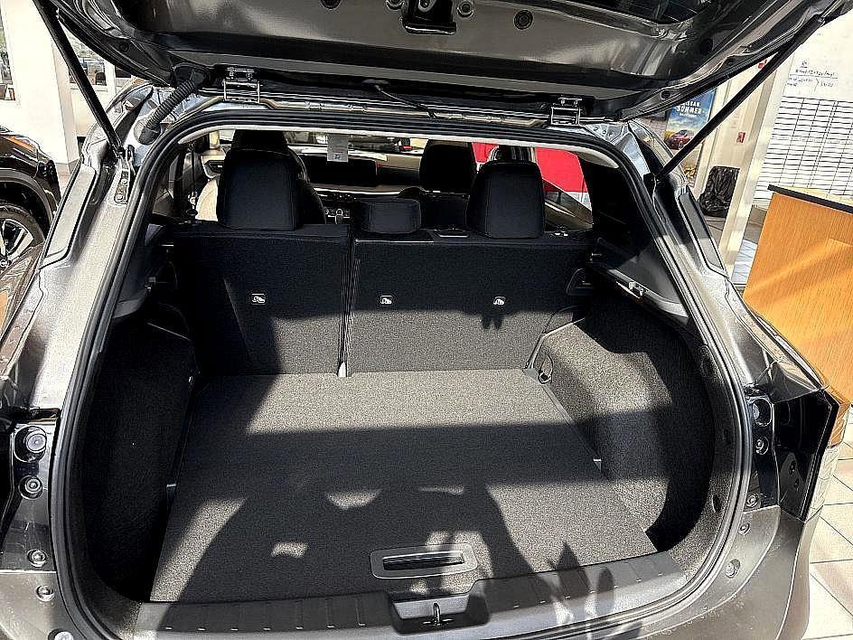 new 2025 Nissan Kicks car, priced at $25,255