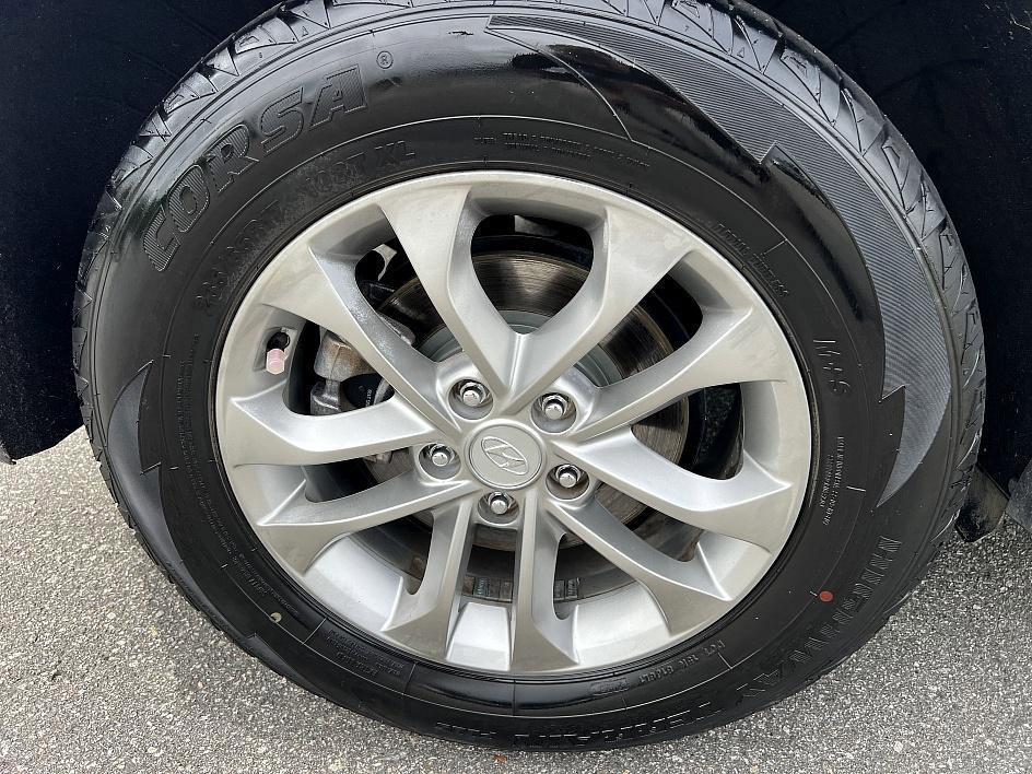 used 2020 Hyundai Santa Fe car, priced at $15,988