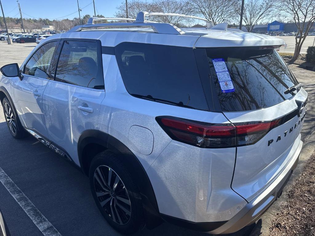 new 2025 Nissan Pathfinder car, priced at $50,390