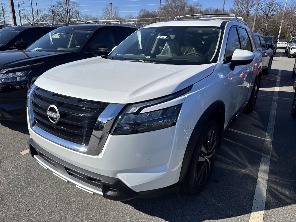 new 2025 Nissan Pathfinder car, priced at $47,530