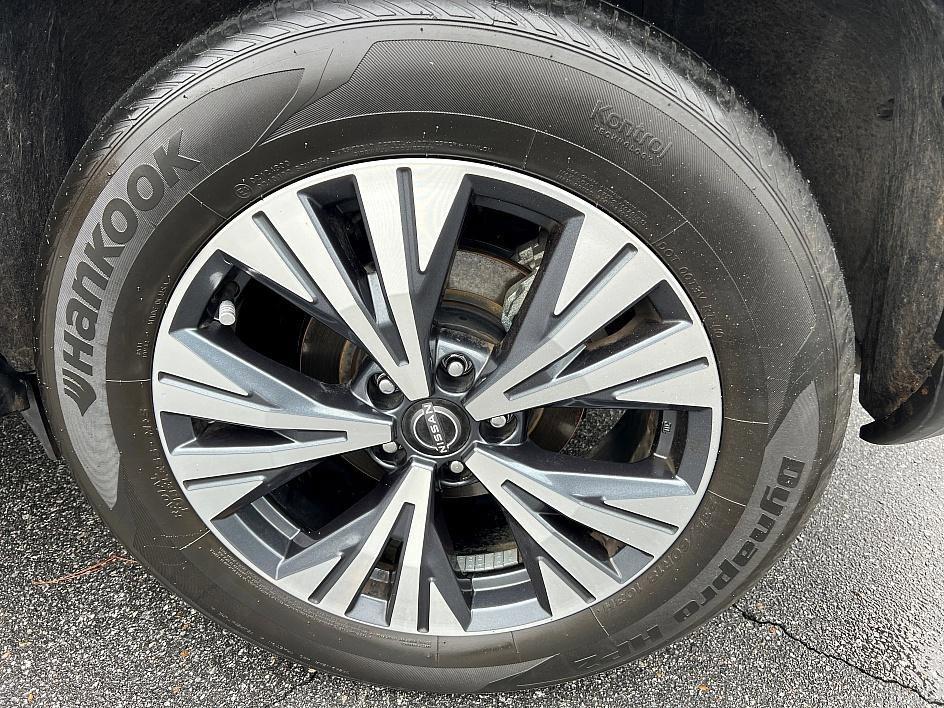 used 2023 Nissan Rogue car, priced at $25,488