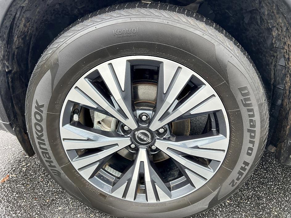 used 2023 Nissan Rogue car, priced at $25,488