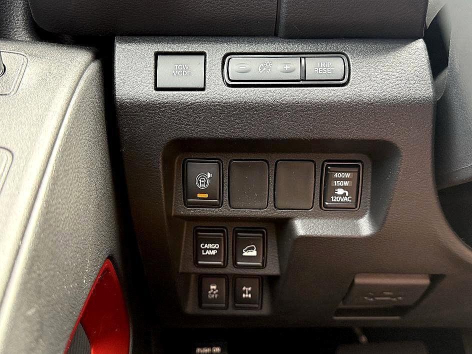 new 2025 Nissan Frontier car, priced at $45,775