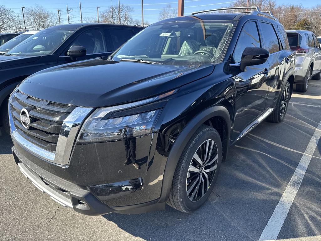 new 2025 Nissan Pathfinder car, priced at $49,105