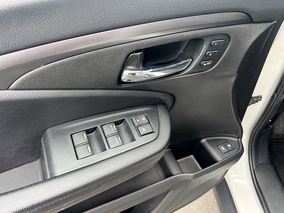 used 2022 Honda Pilot car, priced at $33,475