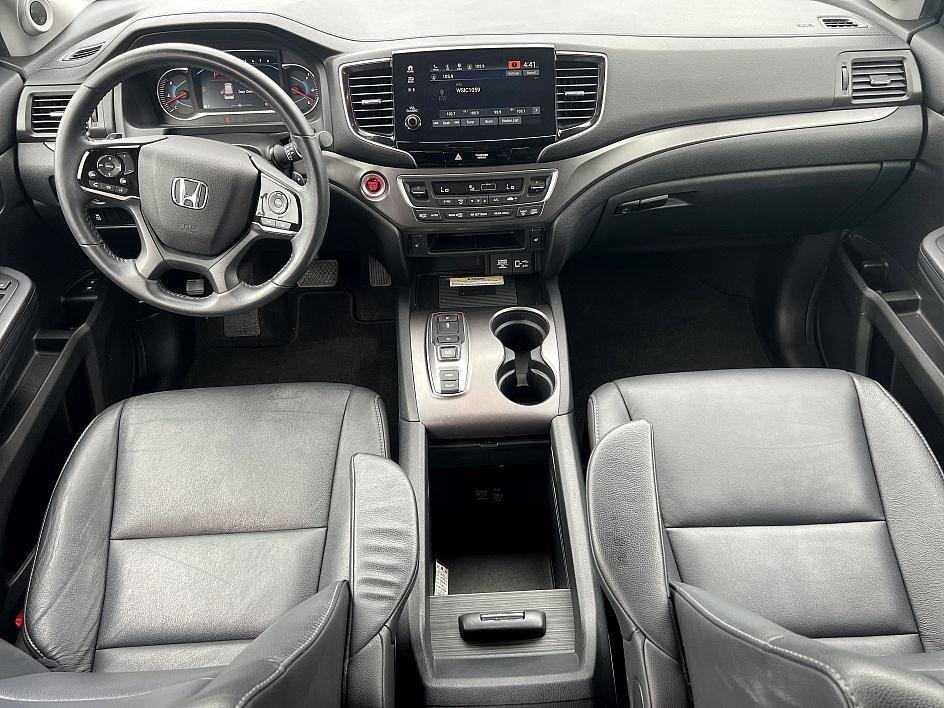 used 2022 Honda Pilot car, priced at $33,475