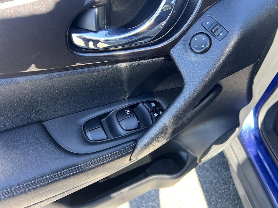 used 2019 Nissan Rogue car, priced at $15,475