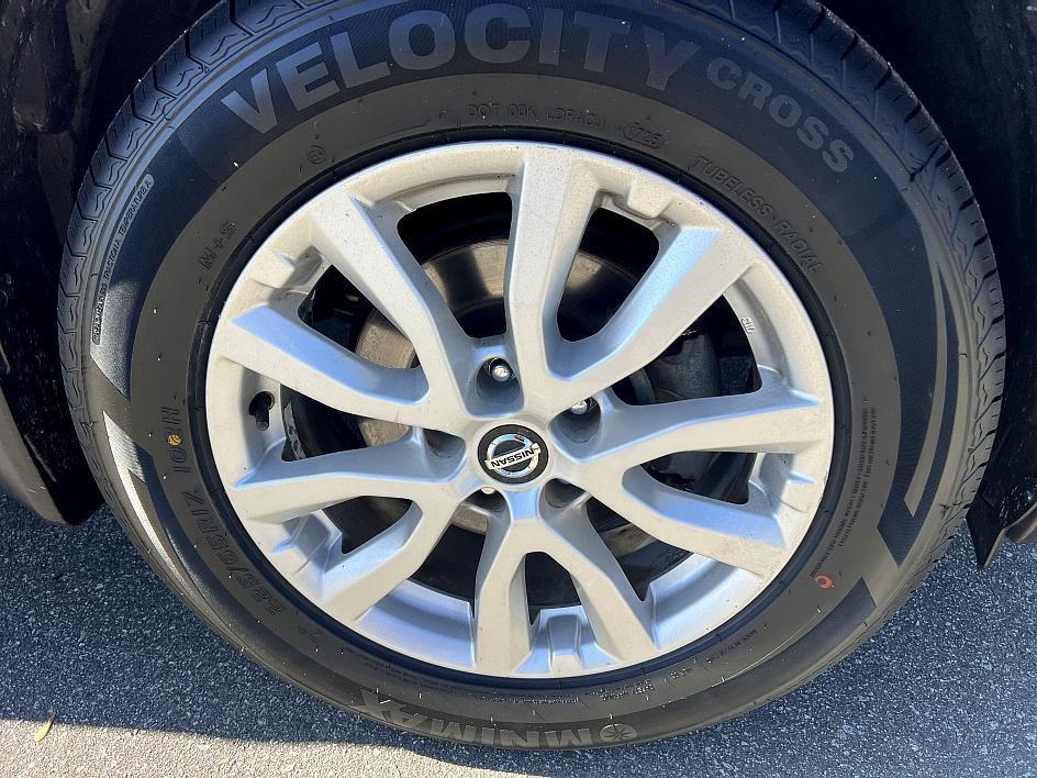 used 2019 Nissan Rogue car, priced at $15,475