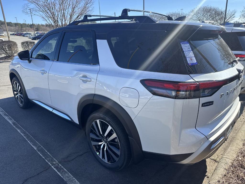 new 2025 Nissan Pathfinder car, priced at $49,775