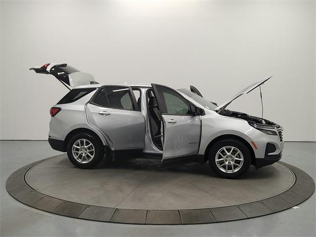 used 2022 Chevrolet Equinox car, priced at $21,375