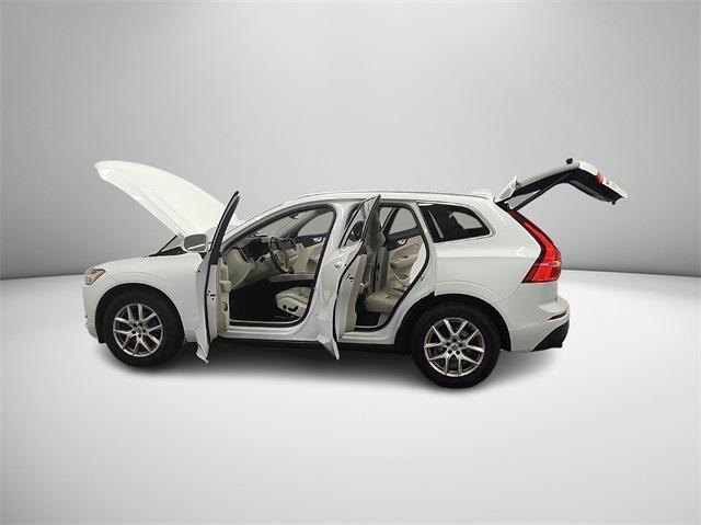 used 2018 Volvo XC60 car, priced at $14,981