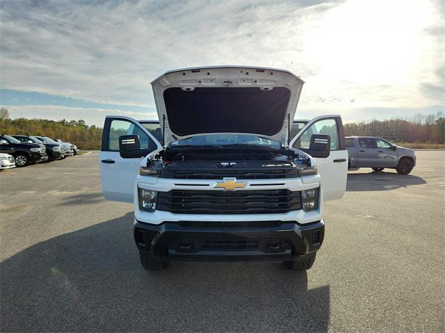 new 2025 Chevrolet Silverado 2500 car, priced at $56,571