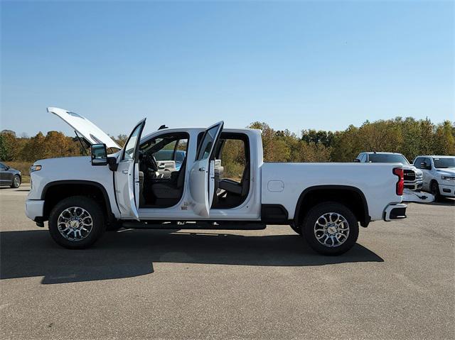 new 2025 Chevrolet Silverado 2500 car, priced at $69,686