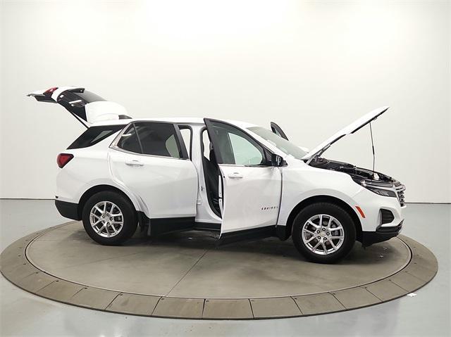used 2022 Chevrolet Equinox car, priced at $21,740