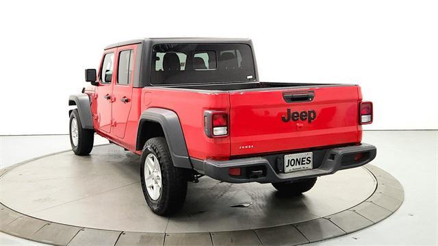 used 2023 Jeep Gladiator car, priced at $27,986