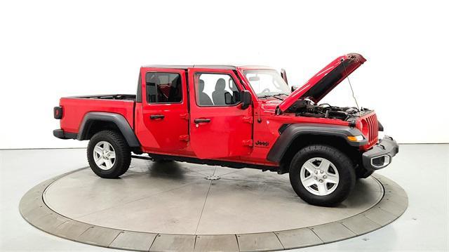 used 2023 Jeep Gladiator car, priced at $27,986