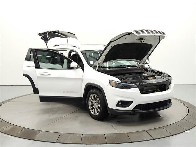 used 2019 Jeep Cherokee car, priced at $15,274