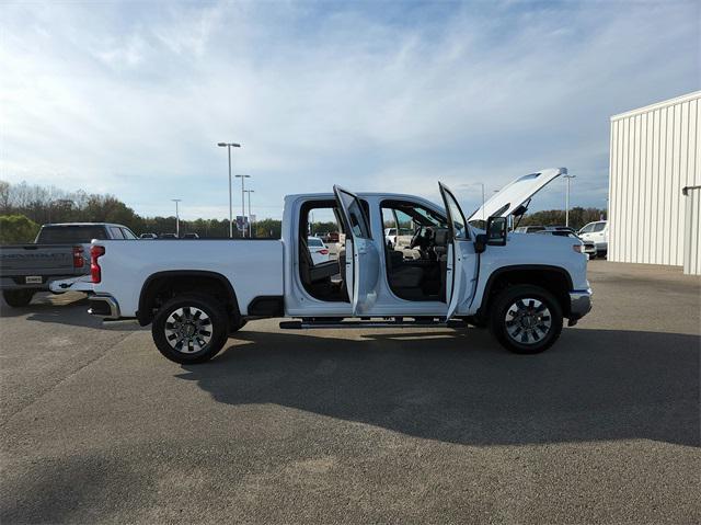 new 2025 Chevrolet Silverado 2500 car, priced at $75,759