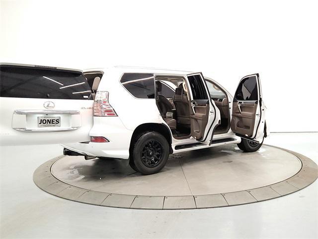 used 2014 Lexus GX 460 car, priced at $22,969