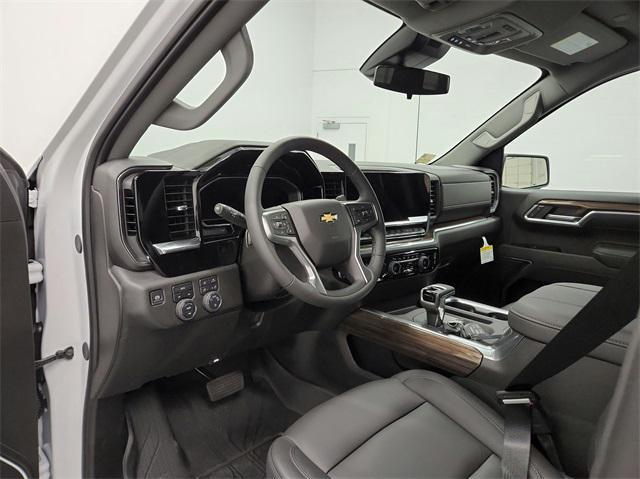 new 2025 Chevrolet Silverado 1500 car, priced at $56,444