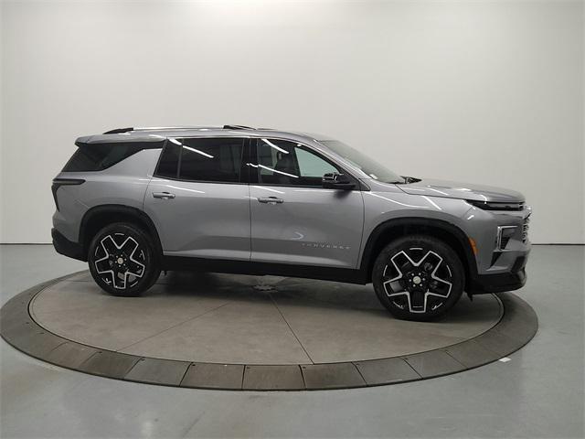 new 2025 Chevrolet Traverse car, priced at $51,995