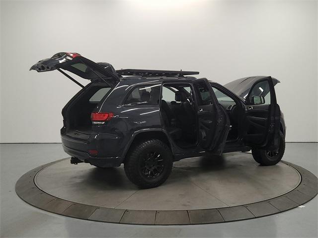 used 2018 Jeep Grand Cherokee car, priced at $19,429