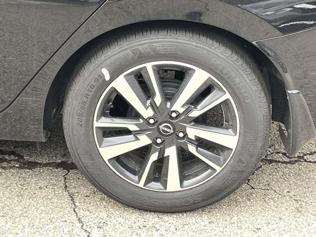 new 2025 Nissan Versa car, priced at $22,600