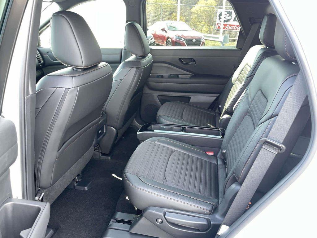 new 2025 Nissan Pathfinder car, priced at $38,657