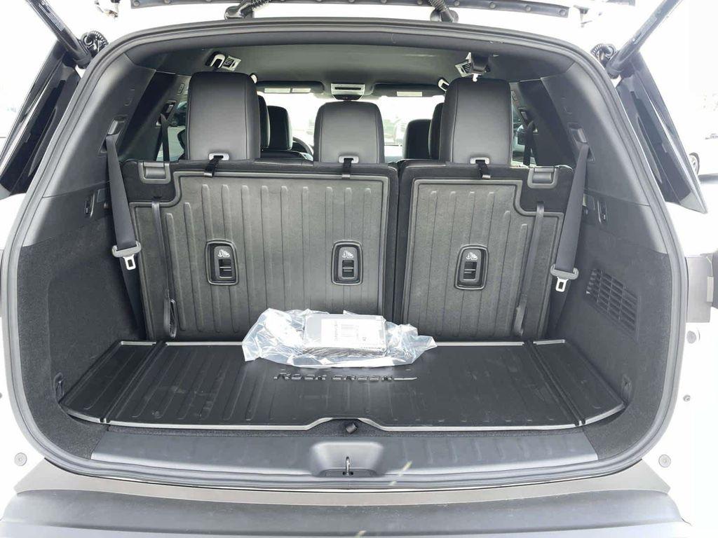 new 2025 Nissan Pathfinder car, priced at $38,657