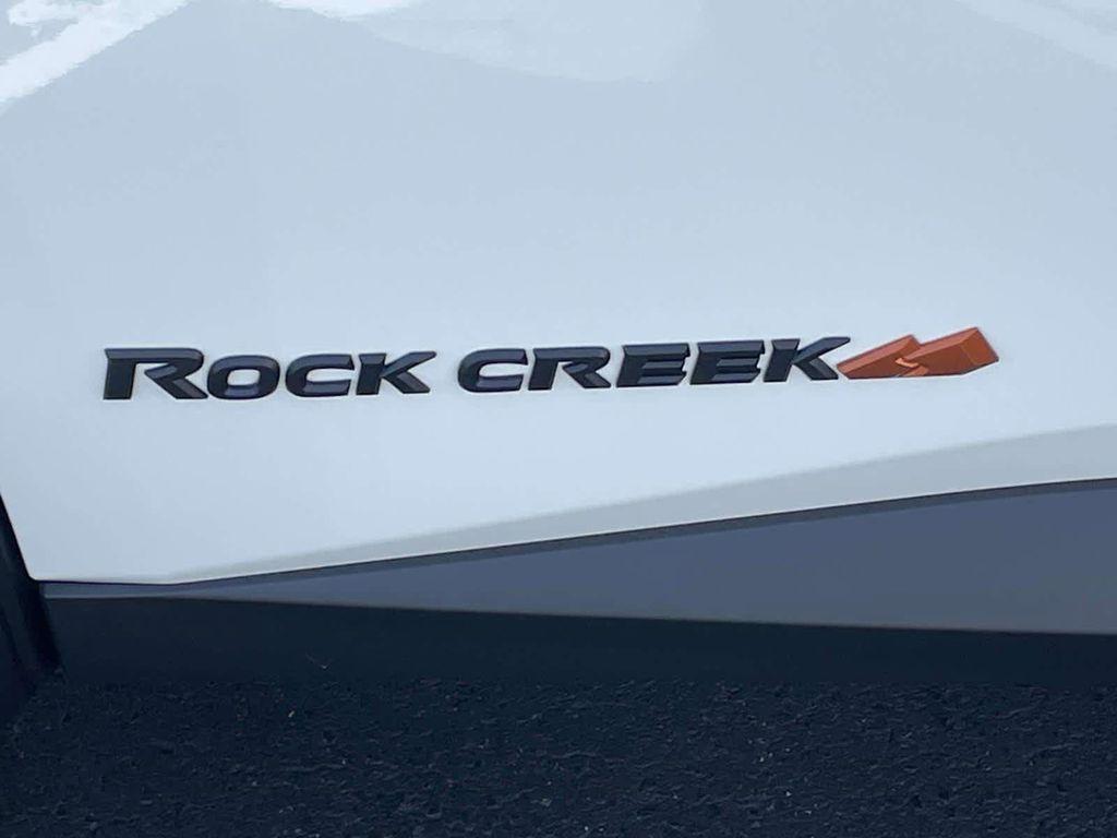 new 2025 Nissan Pathfinder car, priced at $38,657