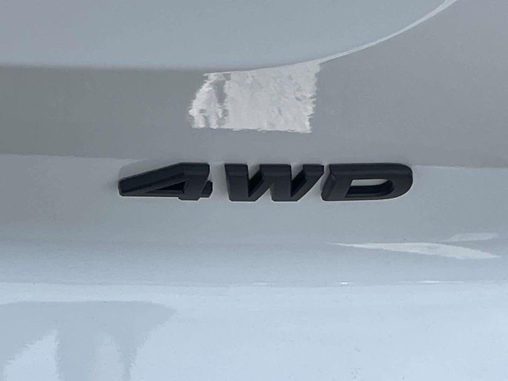 new 2025 Nissan Pathfinder car, priced at $38,657