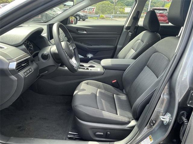new 2025 Nissan Altima car, priced at $29,790