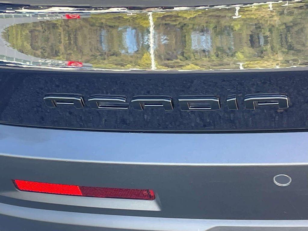 used 2022 GMC Acadia car, priced at $28,899