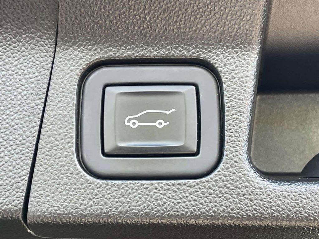 used 2022 GMC Acadia car, priced at $28,899