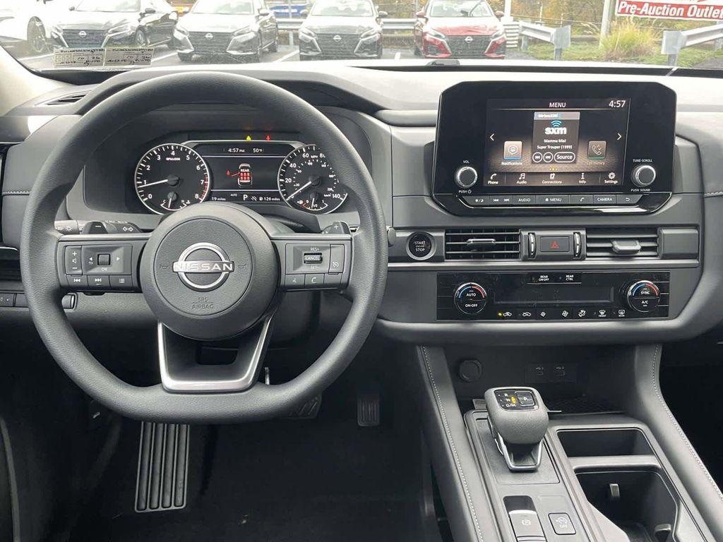 new 2025 Nissan Pathfinder car, priced at $32,862