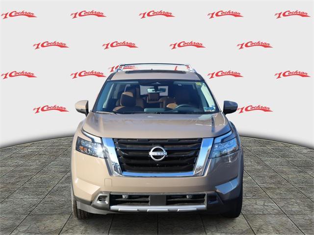 new 2025 Nissan Pathfinder car, priced at $52,286